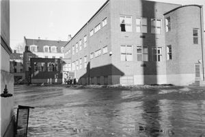 Flom i skolegården i Osterhaus gate i 1939.
